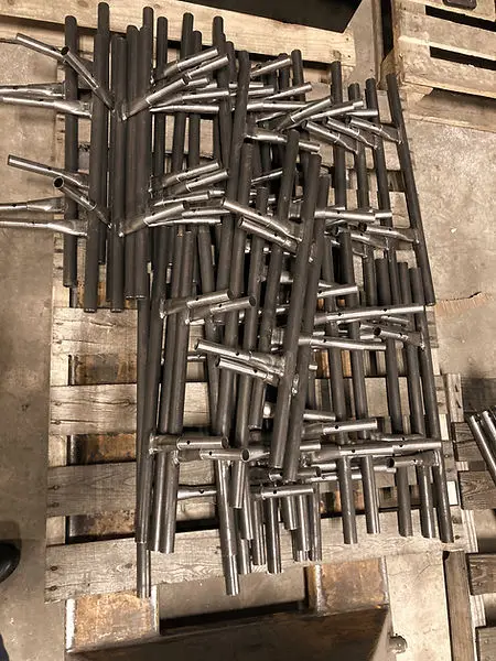 Barnesville Easels crating and shipping