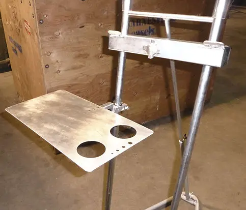 Optional Palette Tray mounted on an easel